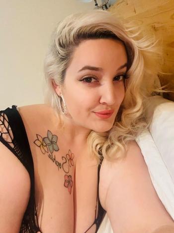 206-821-4431, 22  female escort, Yakima
