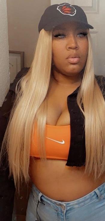 Mariah, 25  female escort, Yakima