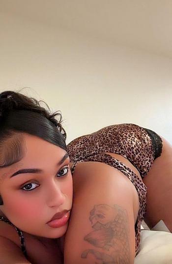 Sage, 22  female escort, Yakima